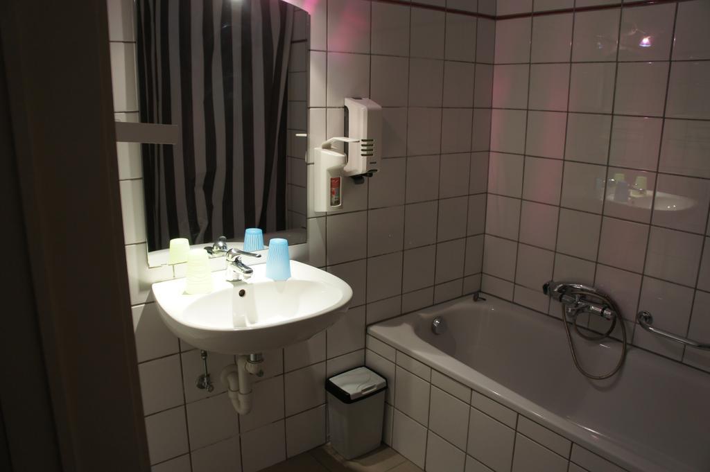 Alsput Hotel Halle  Habitación foto